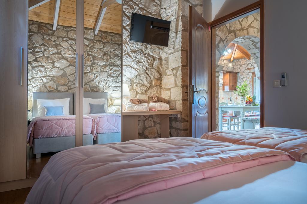 Villa Tramonto With Private Heated Pool, By Zantewize Volímai Екстериор снимка