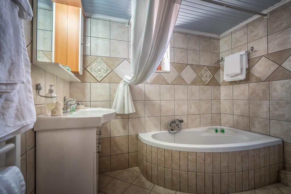 Villa Tramonto With Private Heated Pool, By Zantewize Volímai Екстериор снимка